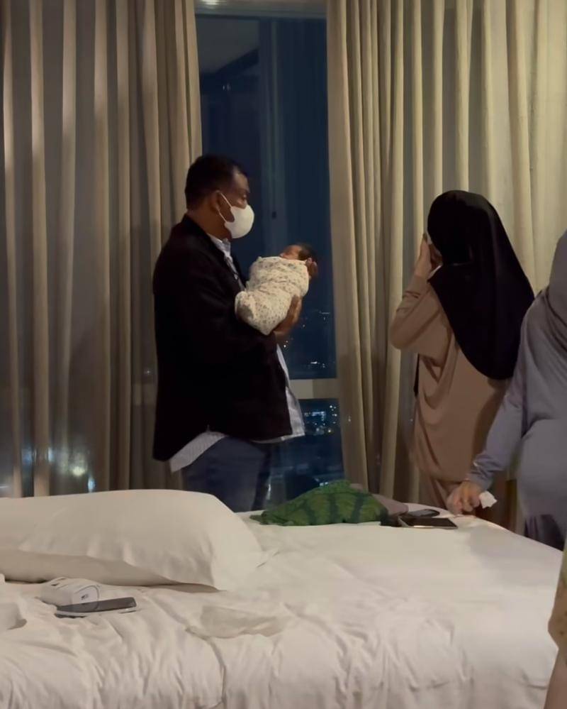 Instagram.com/wardahmaulina_